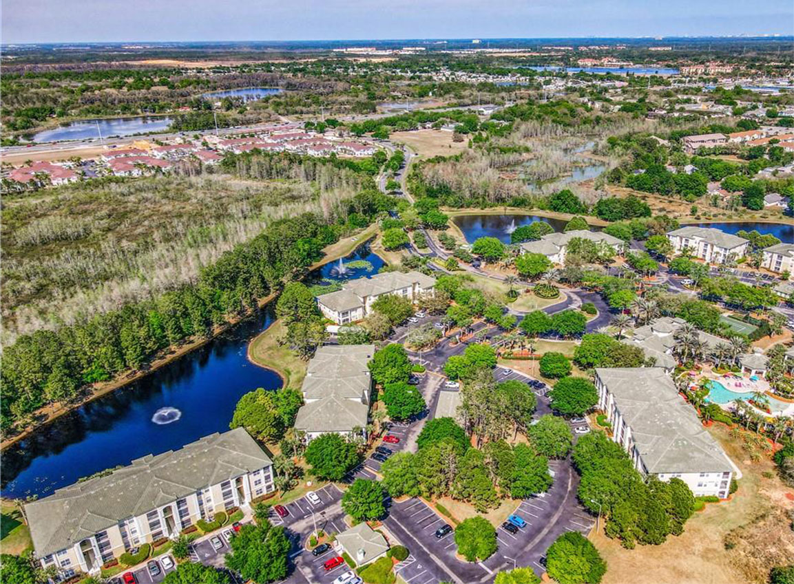 A bird 's eye view of the resort area.